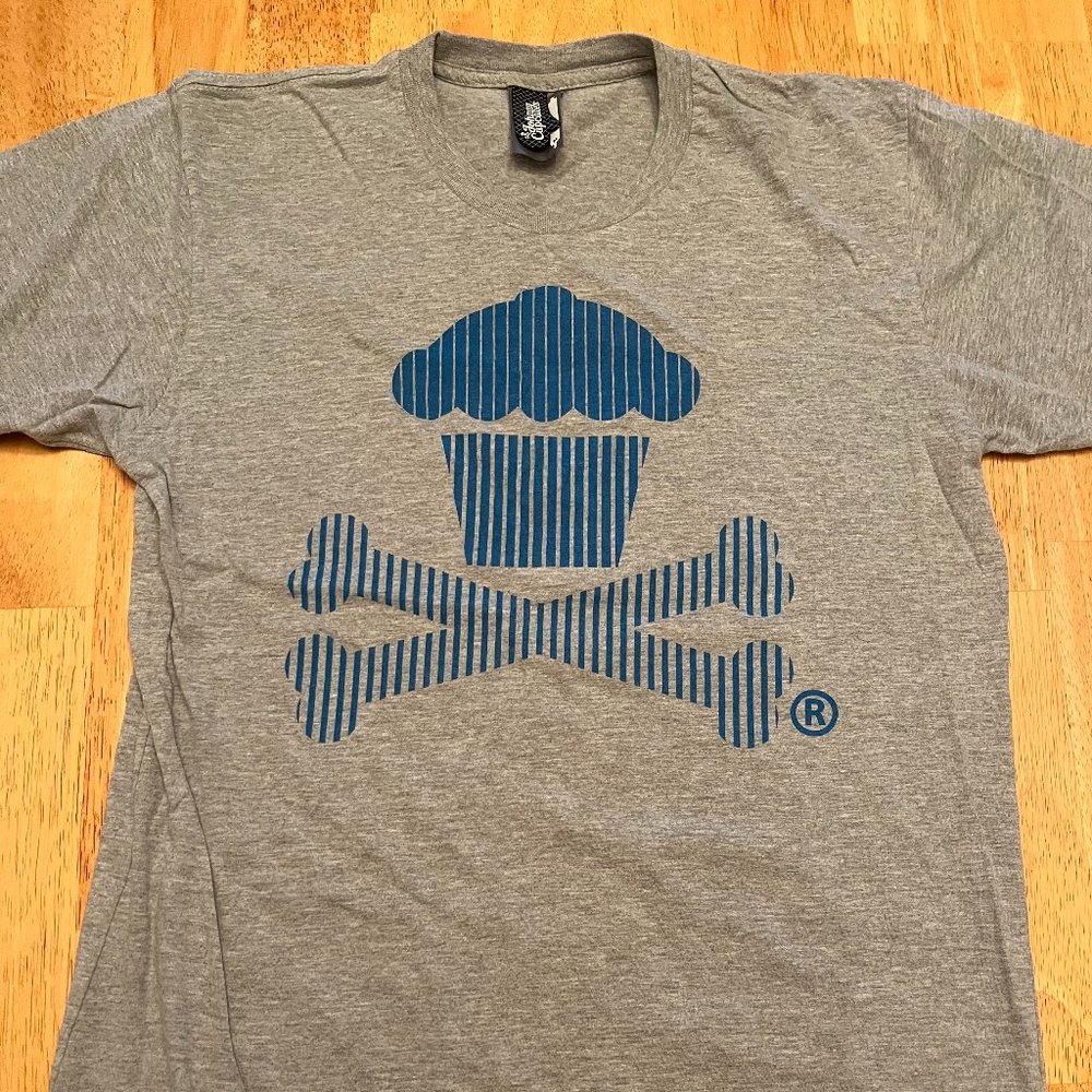 Johnny Cupcakes JC logo tee, blue fade crossbones, medium